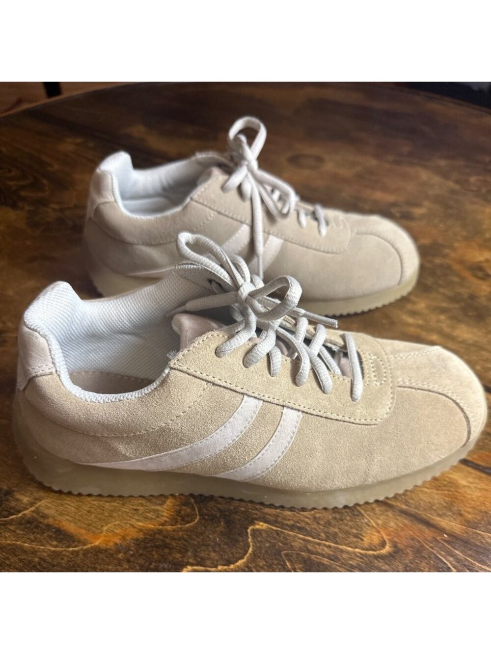 Vintage Beige Suede Lace-Up Athletic Sneakers With White Stripes 8.5